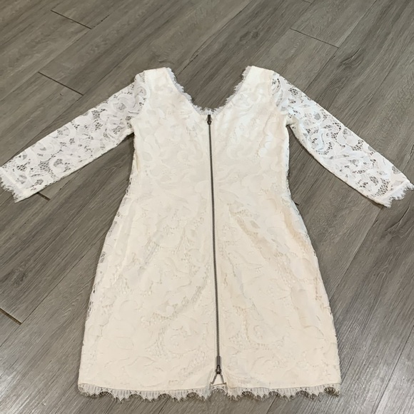 'Diane Von Furstenberg Zarita' Lace White Sheath 3/4 Sleeve Dress size 4 - Picture 13 of 15